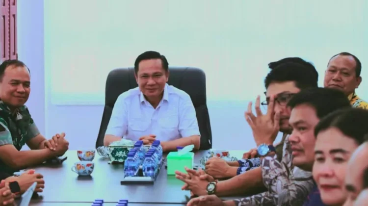 Tim Verval Lapangan Survei Calon Lokasi SNT di Nias Barat