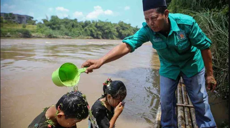Melestarikan Budaya Mempererat Rasa Persaudaraan
