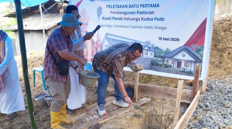 Batu Pertama Pastoran KPKK Fodo Diletakkan, Wali Kota Turut Hadir