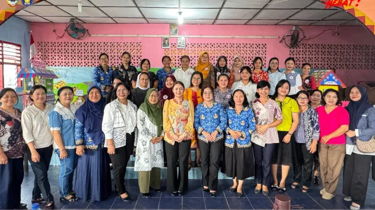 Lomba Mendongeng dan APE, Warna Peringatan HUT IGTKI