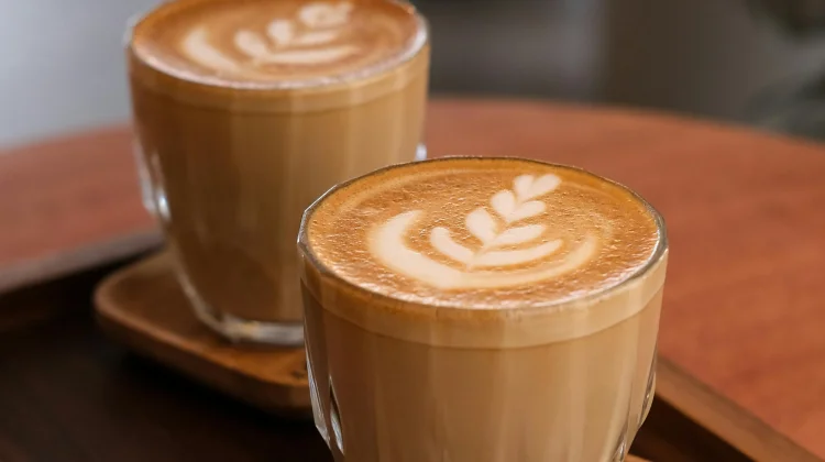 Amankan Konsumsi Minuman Berkafein di Pagi Hari?