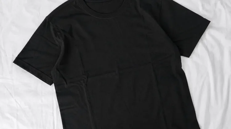 Tips Mencuci Baju Hitam