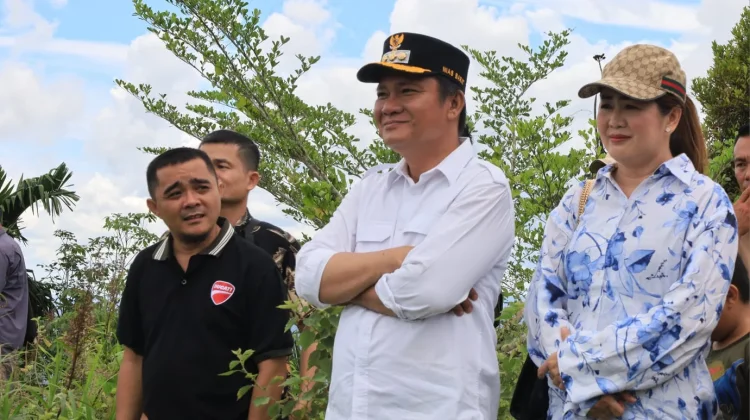 Manfaatkan Waktu Libur, Bupati Eliyunus Kunjungi Sejumlah Lokasi