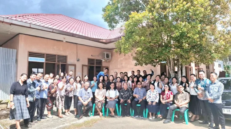 Calon Vikar BNKP Angkatan VIII Rampungkan Pembinaan