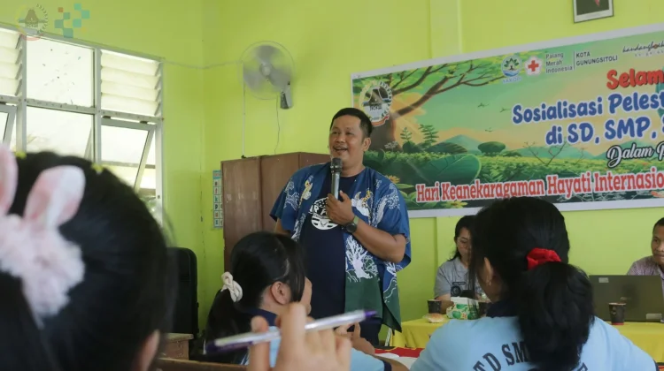 Pemko Gunungsitoli Tanamkan Cinta Lingkungan kepada Generasi Muda