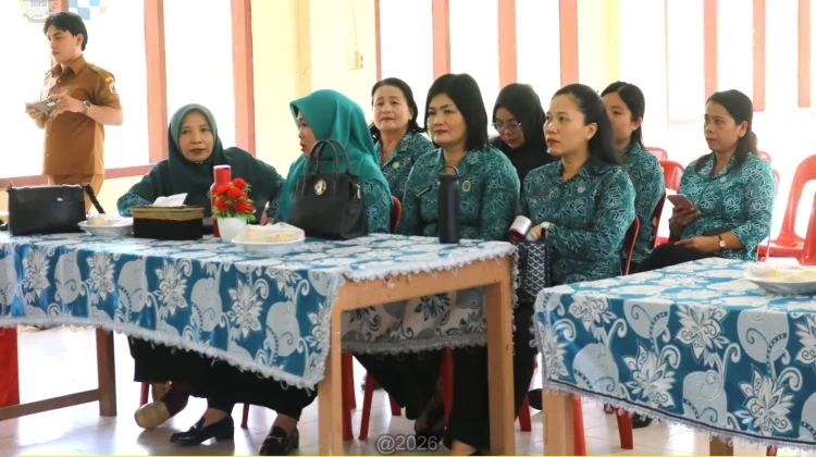 TP PKK Gunungsitoli Monitoring Program IVA Test di Kecamatan