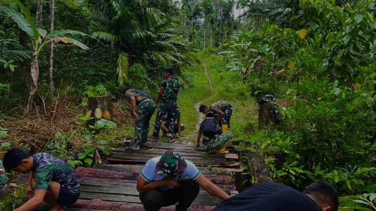 TNI Bangun Jembatan Beton Hiliotalua, Akses Warga Segera Terhubung