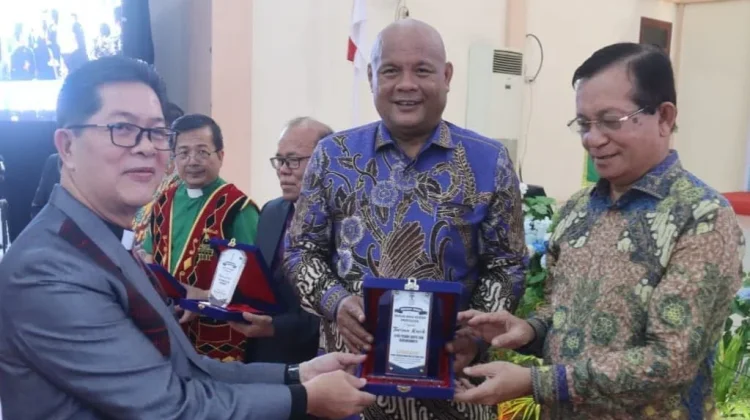 Bupati/Wabup  Nias Utara Hadiri Pembukaan Rapat Pendeta BNKP di Gunungsitoli