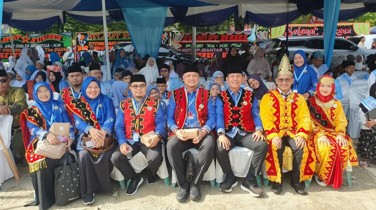 DPD BKPRMI Kota Gunungsitoli Meriahkan Pawai Pembukaan FASI Sumatera Utara 2026