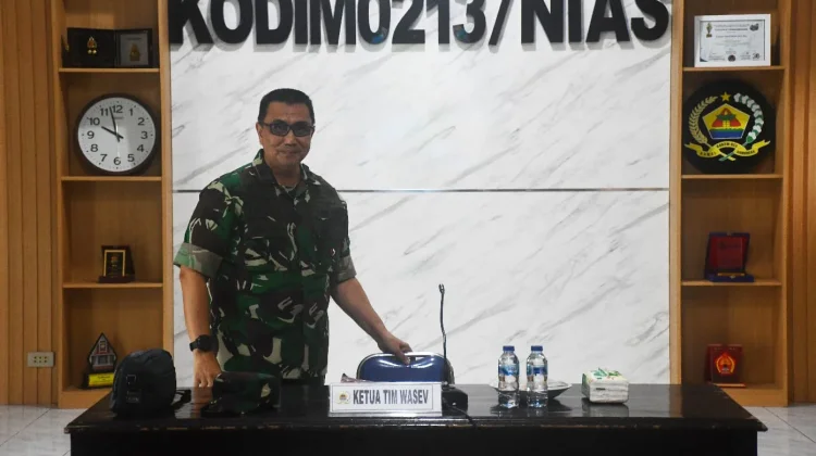 Tim Wasev TNI AD Evaluasi Karya Bakti untuk Rakyat di Nias