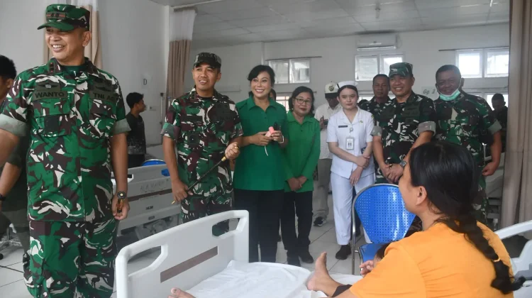 Operasi Katarak Gratis Pulihkan Harapan Warga Nias