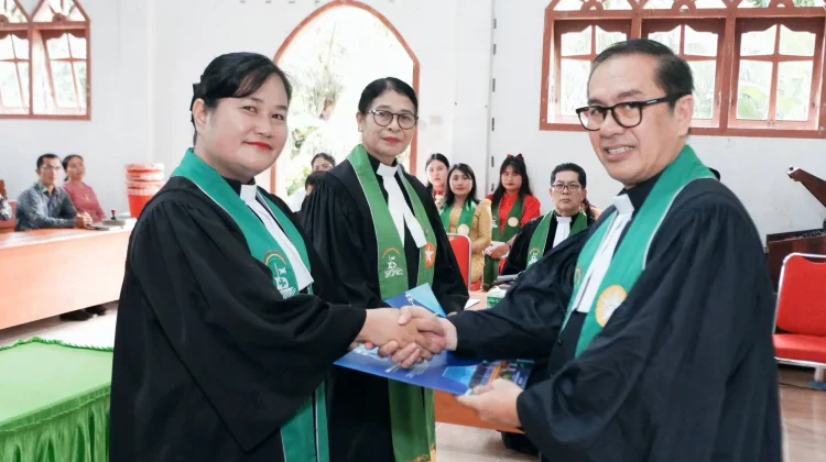 Pdt. Lady Astria Lase Resmi Pimpin BNKP Jemaat Nazaret Resort 26