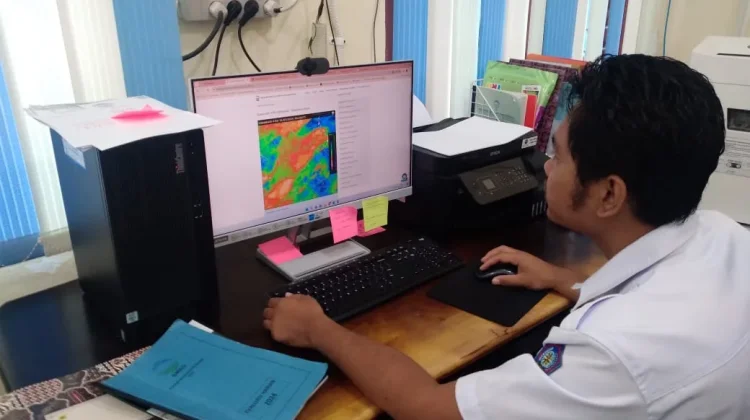 Forecaster BMKG Gunungsitoli Sampaikan Prakiraan Kepulauan Nias Hari Ini