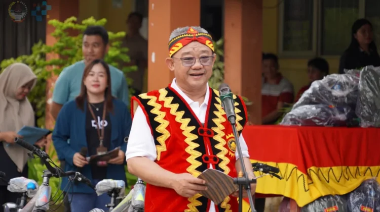 Kunjungan Mendikdasmen RI Disambut Wali Kota di SMPN 2 Dharma Caraka