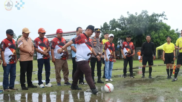 Piala Wali Kota 2026 Resmi Dimulai, Wali Kota Lakukan Kick Off