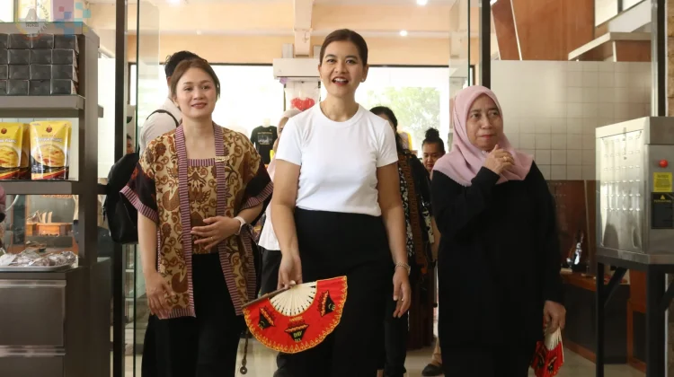 Kunjungi Galeri Dekranasda, Ketua Dekranasda Sumut Dukung UMKM Lokal