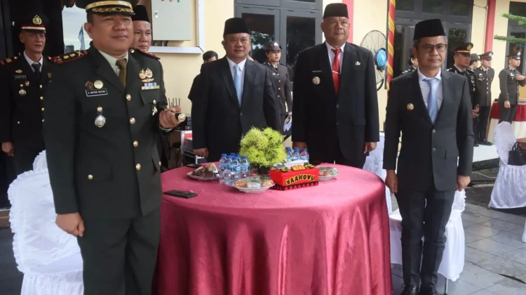 Bupati Nias Utara Hadiri Upacara dan Syukuran HUT Bhayangkara ke-80 di Polres Nias