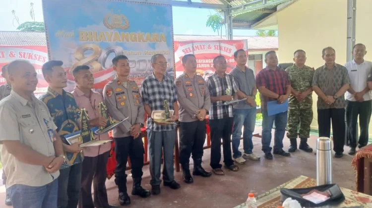 Dukung Kolaborasi Lintas Sekor, KUA Tuhemberua Hadiri Penutupan Kapolsek Cup