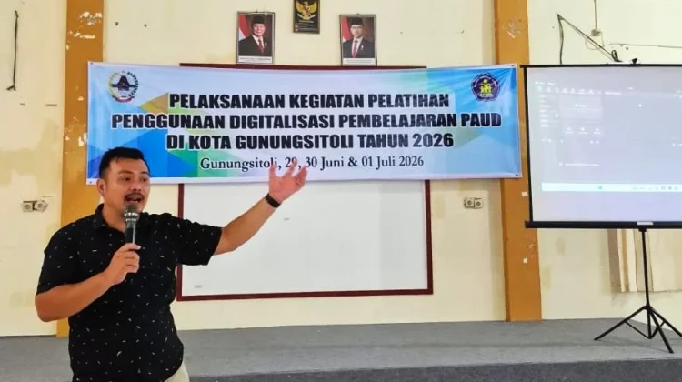 Narasumber Pelatihan PAUD Gunungsitoli: Teknologi Hanya Alat, Guru Penggerak Utam