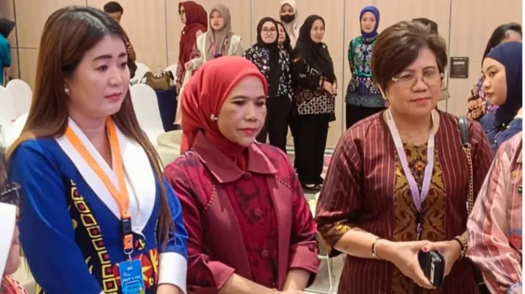 Ketua TP PKK Nias Barat Hadiri Women Program APKASI