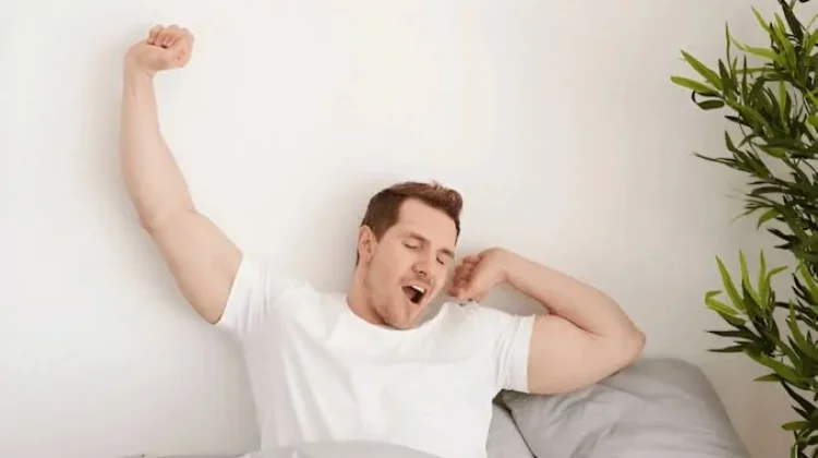 Lima Penyebab Bangun Tidur Mulut Terasa Pahit, Bisa Jadi GERD