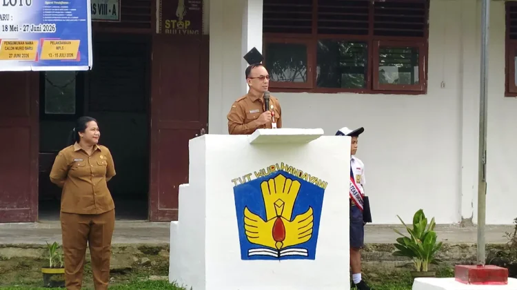 Sekda Nias Utara Buka MPLS SMPN 2 Lotu, Siswa Diminta Hormati Orang Tua