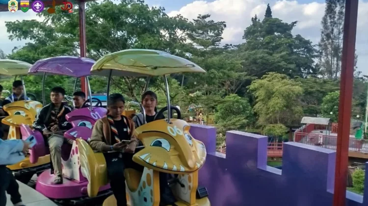 Kwarcab Gerakan Pramuka Nias Kunjungi objek wisata Hillpark Sibolangit