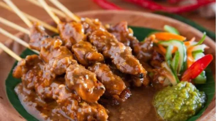 Sejarah Awal Pembuatan Hidangan Sate di Indonesia