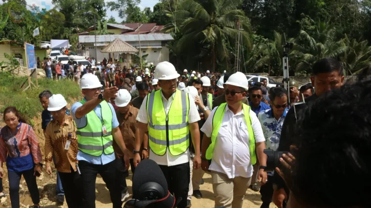 "Gubernur Sumut Tinjau Progres Pembangunan SMA Sukma Nias"
