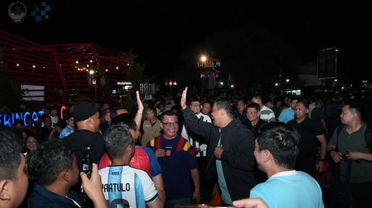 Kebersamaan Warnai Nobar Final Piala Dunia di Gunungsitoli