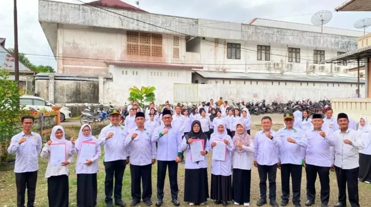 Kemenag Gunungsitoli Mutasi Empat Pegawai Internal