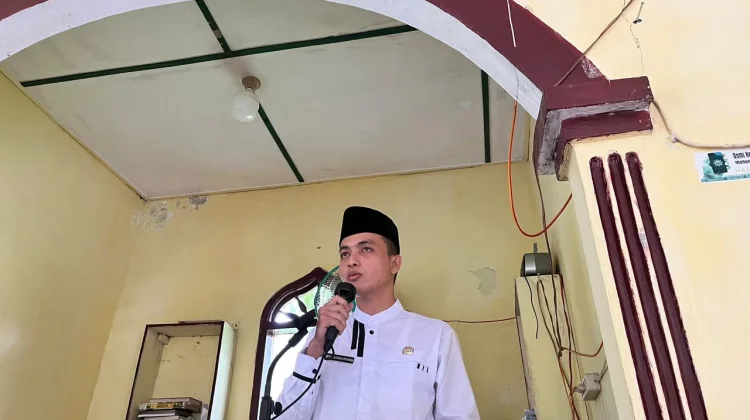 Safari Jumat di Ladara, Penghulu KUA Tuhemberua: Keluarga, Madrasah Pertama