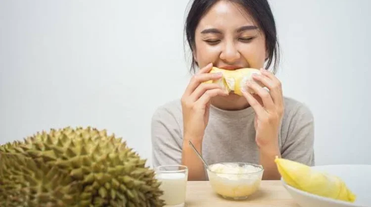 Sering Dianggap Pantangan, Apakah Durian Mengandung Kolesterol?