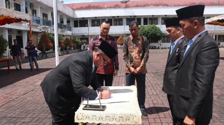 Perkuat Tata Kelola Pemerintahan, Wali Kota Gunungsitoli Lantik Pejabat Baru