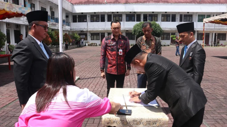 Perkuat Tata Kelola Pemerintahan, Wali Kota Gunungsitoli Lantik Pejabat Baru