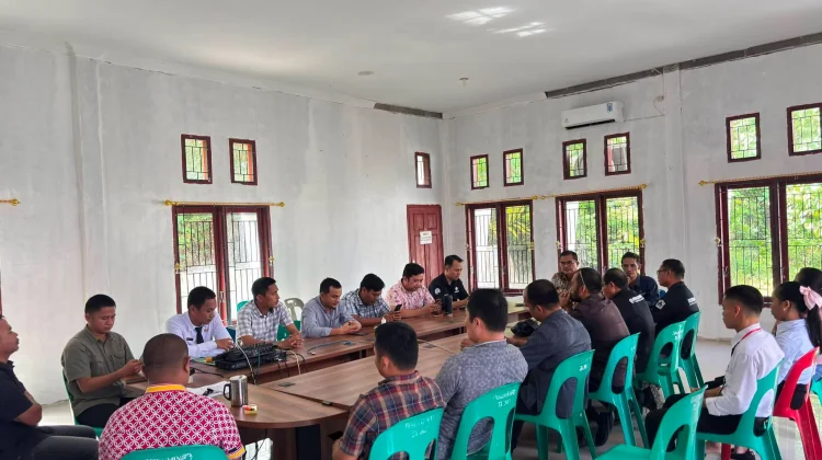 Diskominfo Nias Utara Gelar Rapat Staf dan Lepas PNS S2 Beasiswa Afirmasi