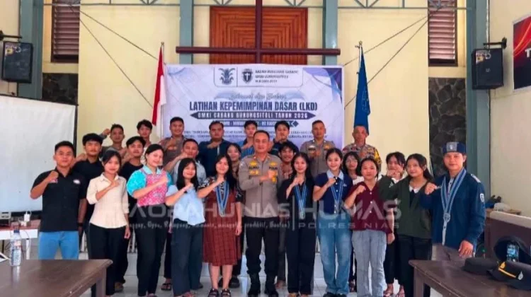 Polres Nias Bekali GMKI Gunungsitoli Wawasan Kebangsaan dan Bela Negara