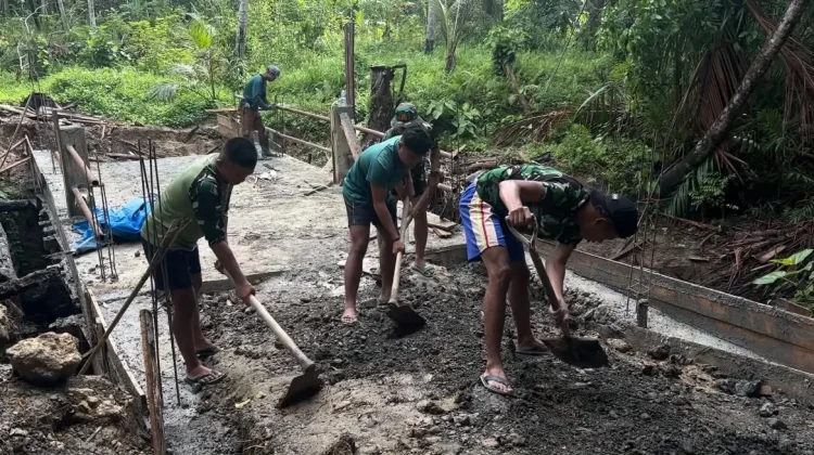 Jembatan Beton Bawomaniamolo Capai Progres 83 Persen