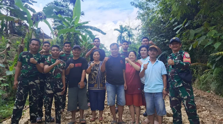 Satgas Karbak TNI AD Rampungkan Pengerasan Jalan Sogito Sepanjang 1 Kilometer