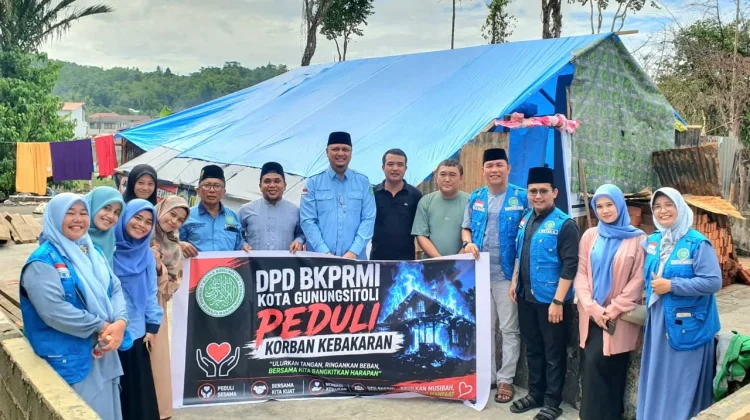 DPD BKPRMI Kota Gunungsitoli Salurkan Bantuan bagi Korban Kebakaran di Desa Mudik