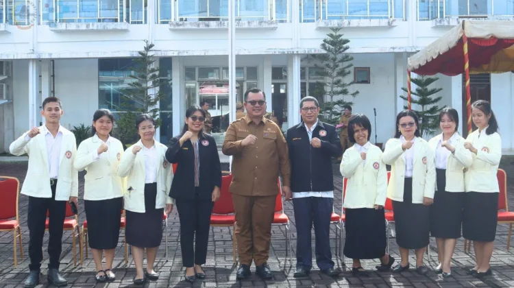 Sebanyak 100 Mahasiswa Terima Beasiswa, Pemko Tegaskan Komitmen Pendidikan