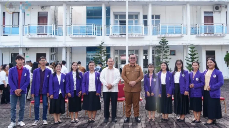 Sebanyak 100 Mahasiswa Terima Beasiswa, Pemko Tegaskan Komitmen Pendidikan