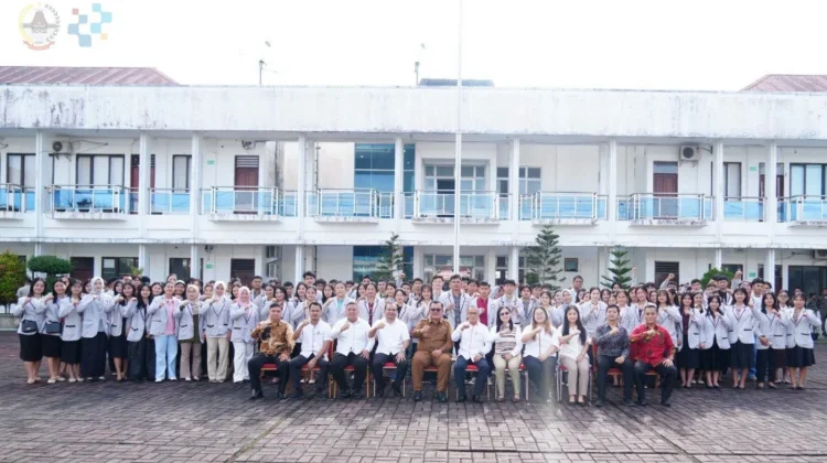 Sebanyak 100 Mahasiswa Terima Beasiswa, Pemko Tegaskan Komitmen Pendidikan