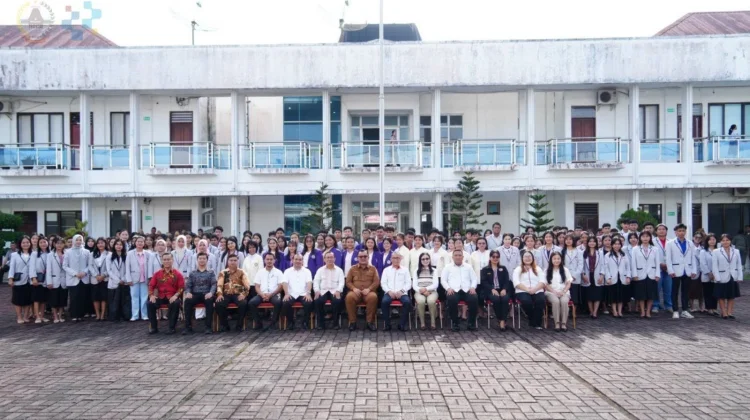 Sebanyak 100 Mahasiswa Terima Beasiswa, Pemko Tegaskan Komitmen Pendidikan