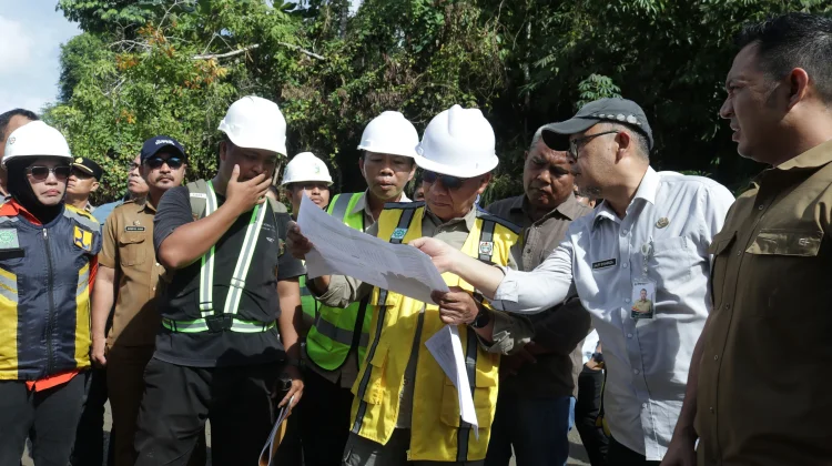 Turap Gunungsitoli Ditinjau Wagub Sumut, Kualitas Jadi Prioritas