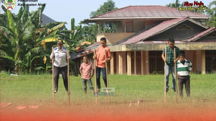 Seru! Lomba Egrang di Kabupaten Nias Sambut HUT Kemerdekaan
