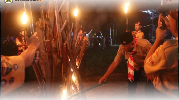 Upacara Api Unggun Peringatan HUT ke-65 Gerakan Pramuka Kabupaten Nias Utara