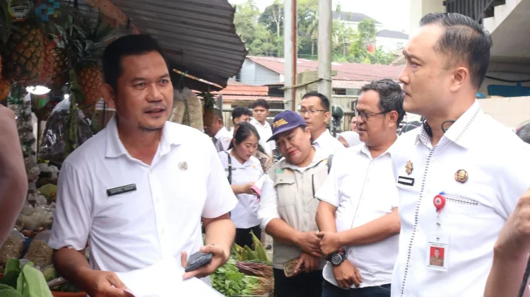 Sidak Pasar, Pemko Gunungsitoli Pantau Harga dan Stok Pangan
