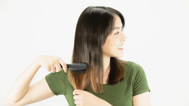 Cara Mengatasi Rambut Rontok Secara Alami