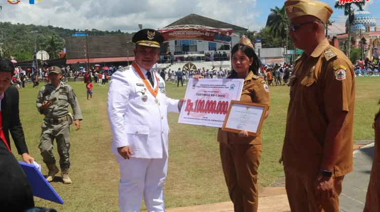 Sebanyak 10 Desa Terbaik di Gunungsitoli Terima Hadiah Tambahan ADD